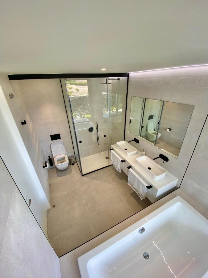 Rocavista - Villa With Heated Rooftop Pool And Amazing Ocean View Costa Adeje  Eksteriør bilde